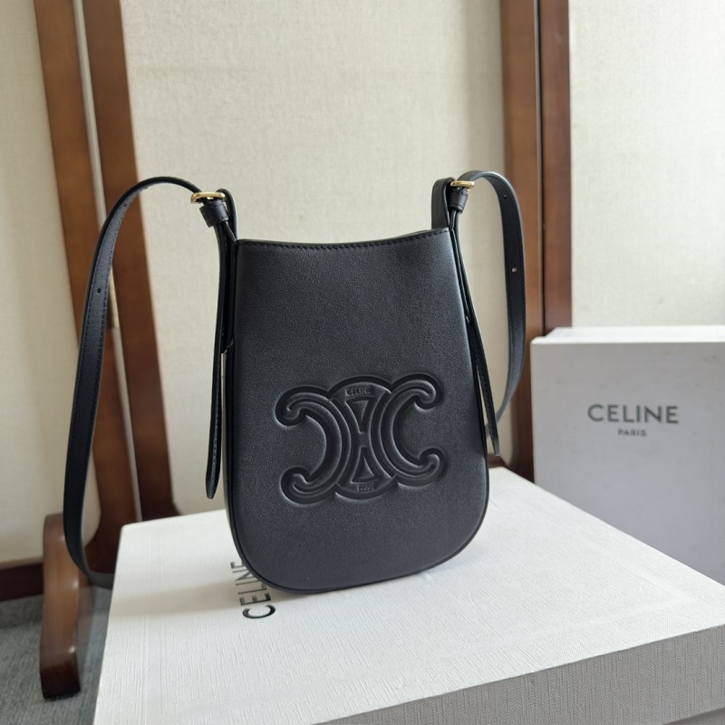 Ce1i*e satchel bags